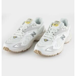 New Balance 725 size 6.5